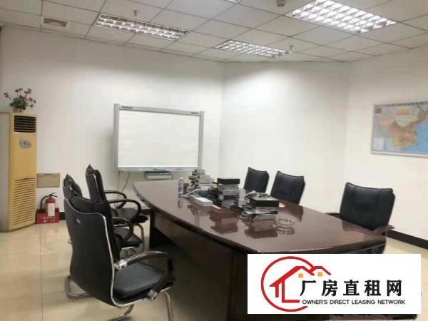 
		出租龙岗区平湖楼上厂房1000平无公摊面积
	