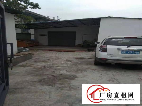 
		平湖鹅公岭完全独门独院一楼550平方出租，租金实惠，前后有院
	