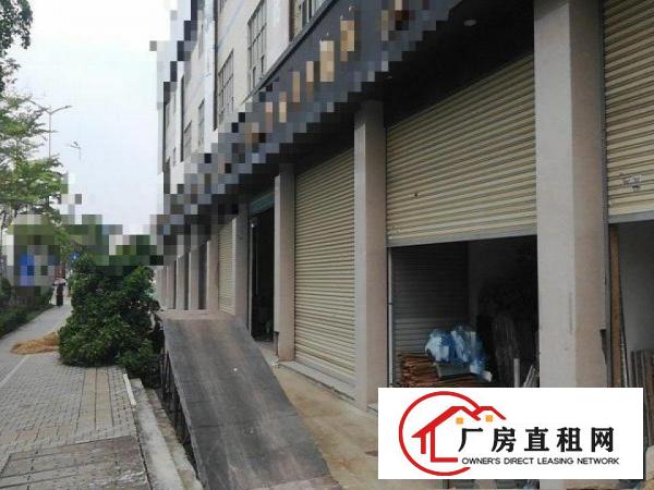 
		平湖富民工业区原房东独院独栋厂房共7000平米
	