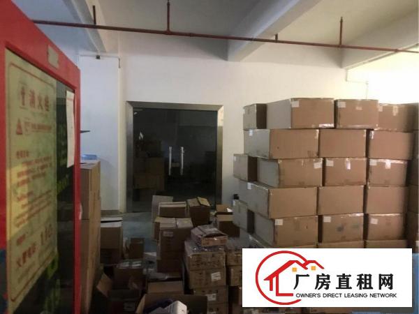 
		富民工业区形象大楼二楼1100带装修招租
	