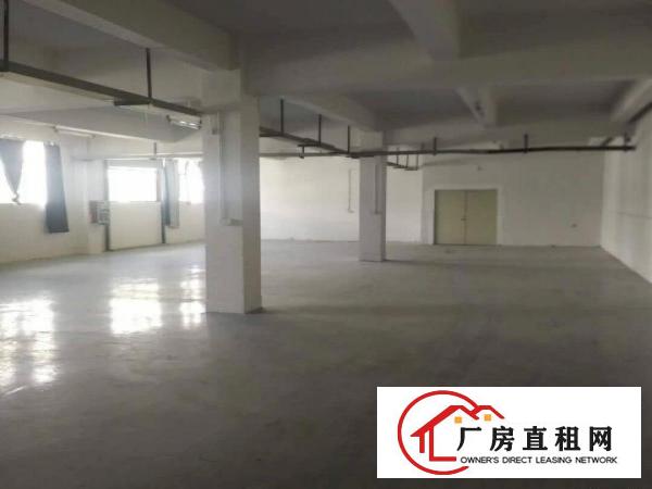 
		平湖富民工业独院5600平对外急租形象好
	