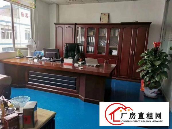 
		平湖辅城坳工业区新出原房东厂房6300平方大小分租，可办环评
	