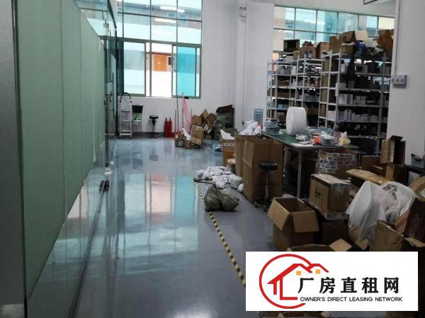 
		华南城地铁口，新出280平等精装电商贸易办公楼，可办公可仓库
	