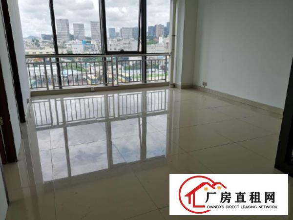 
		华南城地铁口，新出580平等精装电商贸易办公楼，可办公可仓库
	