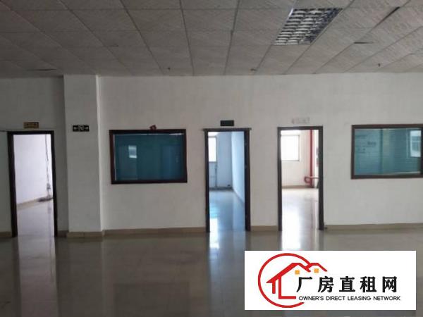
		带装修布吉长龙地铁站附近工业园二楼400平方出租
	