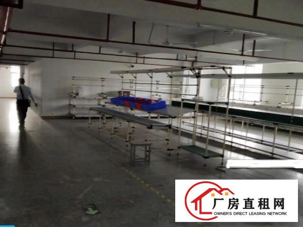 
		带装修布吉长龙地铁站附近工业园二楼400平方出租
	