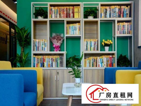 
		龙岗创客办公室880元起可出注册红本拎包办公
	