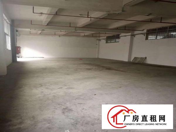 
		业主直租布吉下李朗一楼厂房招租
	