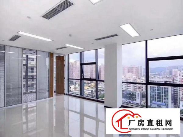 
		布吉木棉湾地铁口大面积写字楼高层多个隔间1185
	