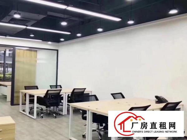 
		环境的办公环境。超大共享区域可使用，配齐办公家私
	