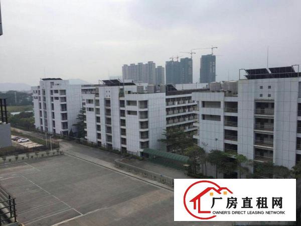 
		深圳进出口保税仓新出三十万平厂房、仓库招租。可分租
	