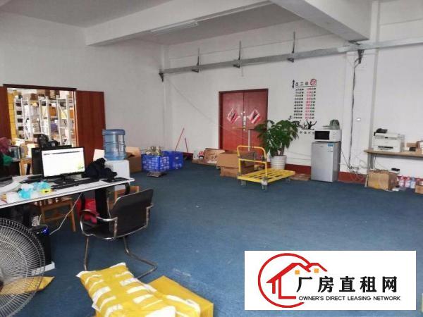 
		出租布吉南岭龙山工业区9号3楼部分厂房
	