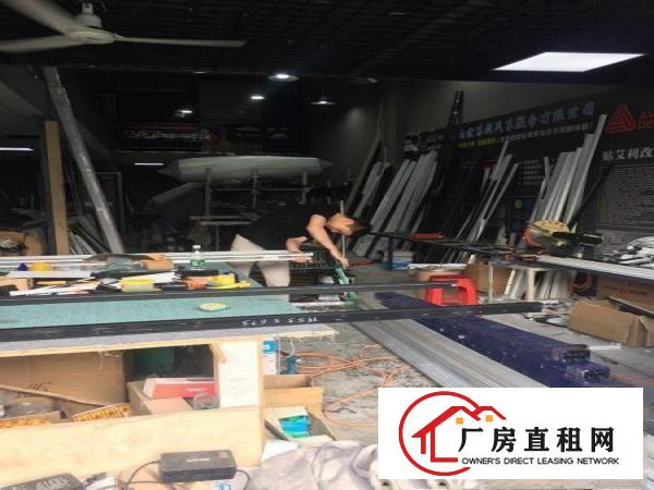 
		丹竹头沙湾汽车站.金鹏物流厂房300平米带停车位
	