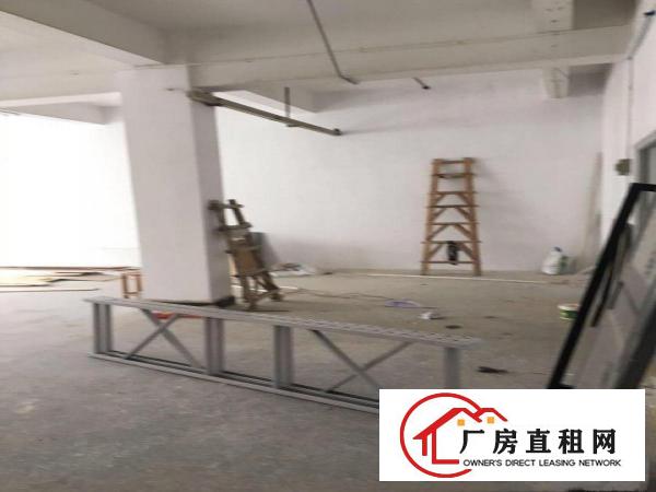 
		320平大厂房出租管理处直租
	