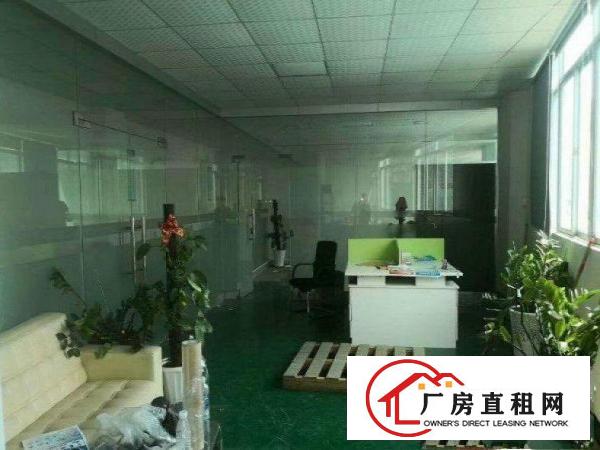 
		出租布吉南岭新出二楼厂房800平方适合电子贸易
	