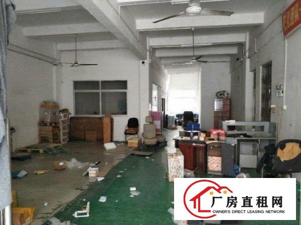 
		布吉布吉街380平方楼上厂房无公摊招租，地段好，交通便利
	