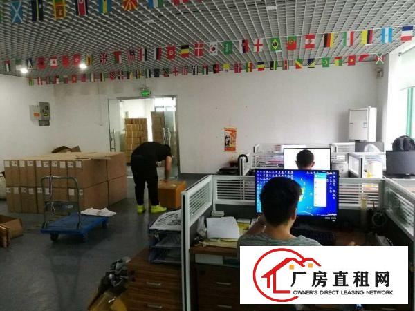 
		出租布吉康桥豪华装修办公室写字楼厂房仓库电商外贸很合适
	