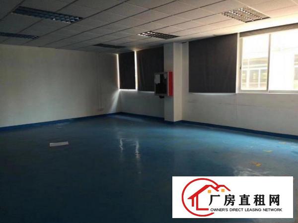 
		上李朗新空出3楼2300平米带装修厂房出租可分租
	
