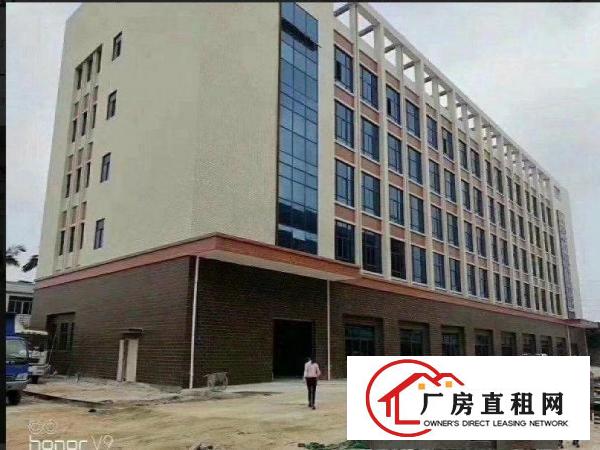 
		出租布吉长龙7米高带装修一楼厂房原房东2000平方米
	