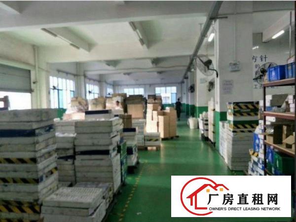 
		出租布吉大芬楼上2000平带精装修厂房
	