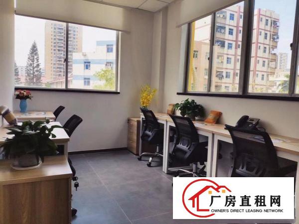 
		布吉百鸽笼办公室出租，家私网络全包
	