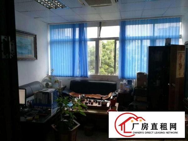 
		出租厂房布吉南岭近地铁口
	