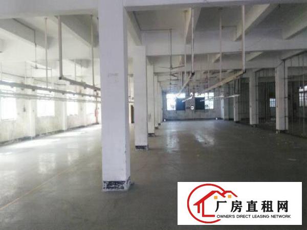 
		出租布吉百鸽笼独院厂房二楼2500方水电齐全
	
