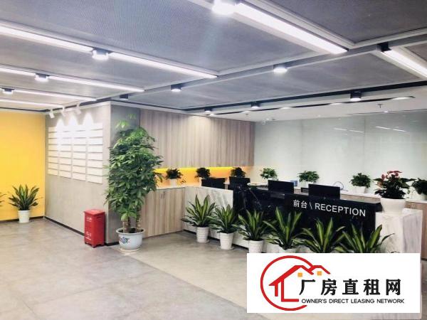 
		布吉10一200平办公室,精装修，费用全包，可注册挂靠
	