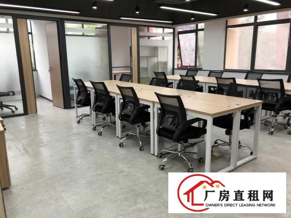 
		来了！必租！布吉百鸽笼办公室出租，家私网络全包
	
