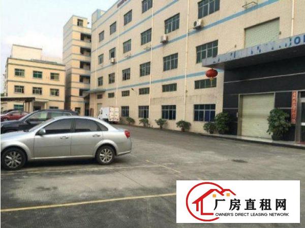 
		出租布吉长龙一楼标准厂房1100平方
	