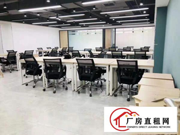 
		布吉办公室出租招商性价比超高全新隔间豪装拎包入住
	