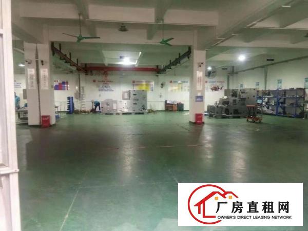 
		出租布吉百鸽笼标准厂房一楼760平，拎包入住
	