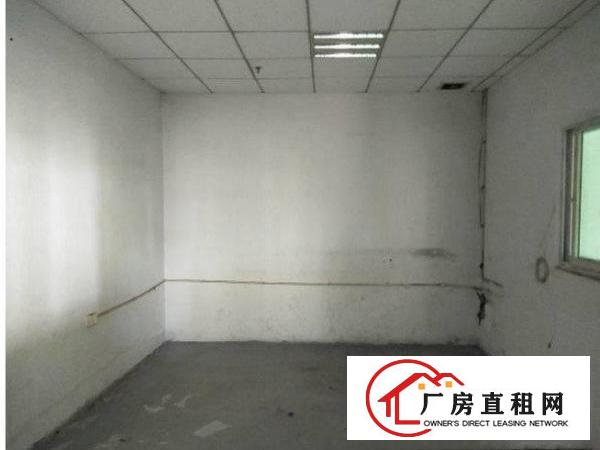 
		出租布吉街带办公室装修500平房
	