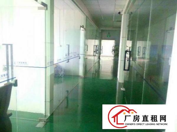 
		豪华装修，带办公室布吉深马工业区楼上厂房580㎡出租
	