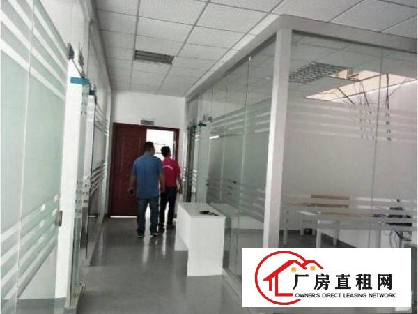 
		不要转让费，布吉汽车站附近楼上800平米厂房出租
	