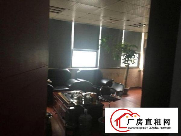 
		丽湖1布吉秀峰工业城厂房270平米
	