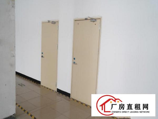 
		出租布吉下水径地铁站附近
	