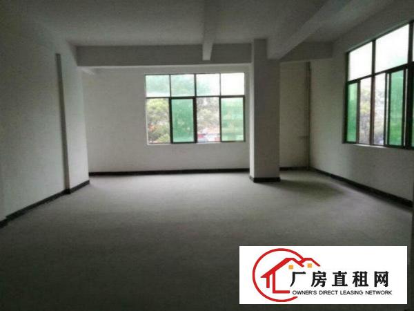 
		布吉建盈工业区400平米厂房，无公摊
	