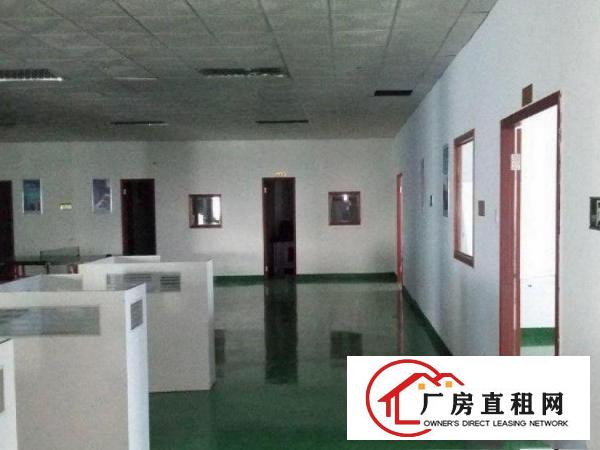 
		布吉全新无尘车间1200平米带办公室，形象好，全新地坪漆
	