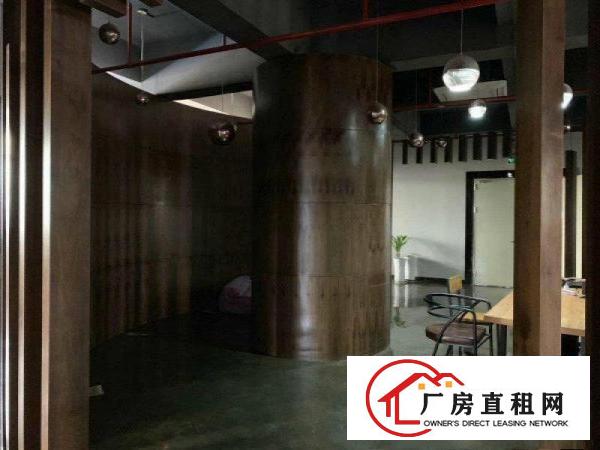 
		布吉丹竹头原房东厂房楼上带装修1500平方急租可分租
	
