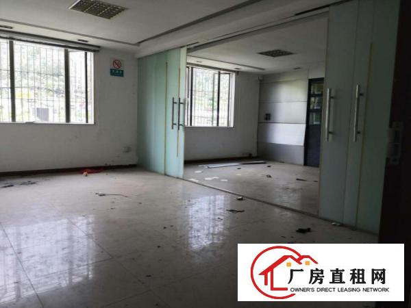 
		布吉长龙附近园区一楼空出530平方标准厂房
	