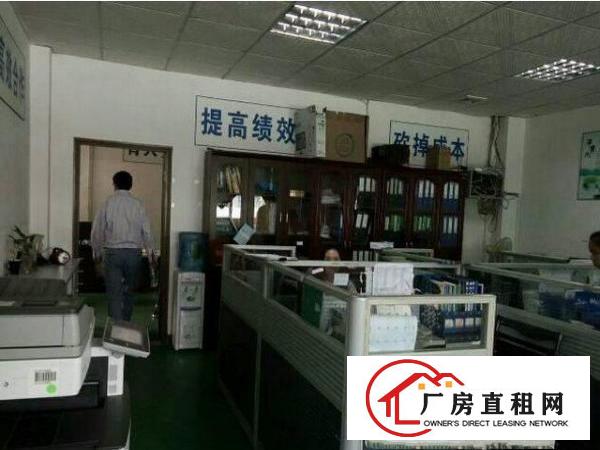 
		布吉一村工业区二楼400平米的厂房出租
	