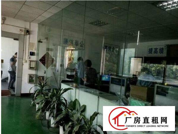 
		布吉一村工业区二楼400平米的厂房出租
	