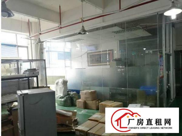 
		布吉丹立工业园楼上800平米带装修厂房出租
	