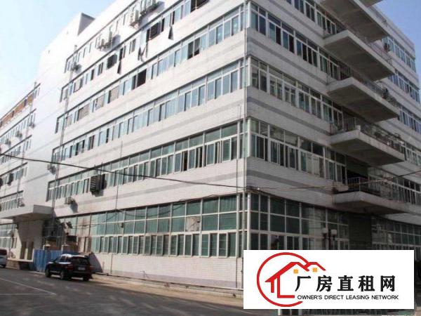 
		布吉百门前工业区厂房700平米出租
	