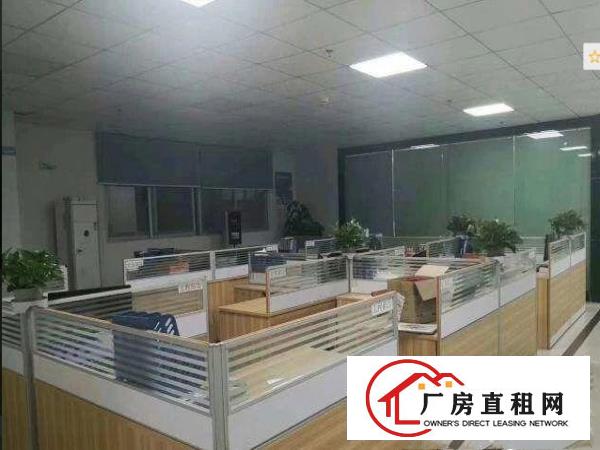
		大芬高速口附近楼上1399平豪华装修厂房便宜招租
	