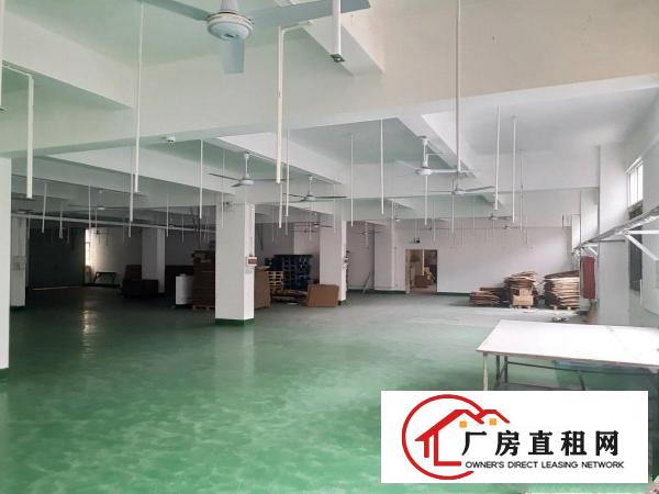 
		大芬地铁站旁画框加工厂房招租分租
	