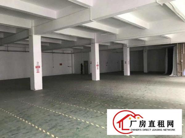 
		布吉木棉湾一楼楼上厂房175平300平1000平等出租
	