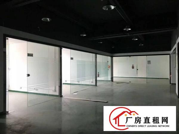 
		布吉李朗工业区一二楼厂房100平300平2000平出租
	