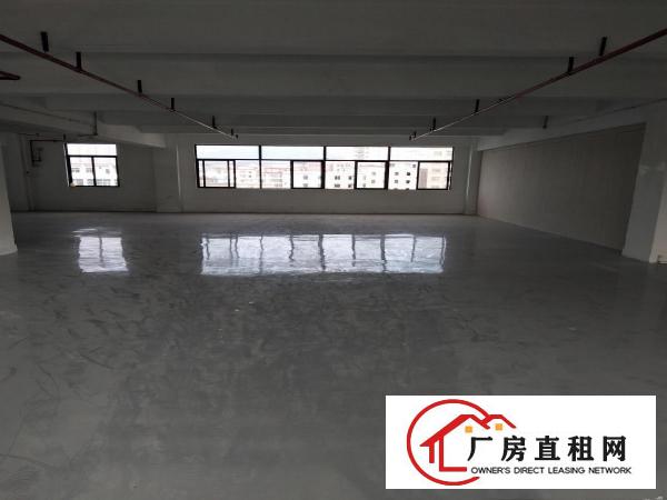 
		布吉丹竹头业主厂房160平起租到4500平米出租
	